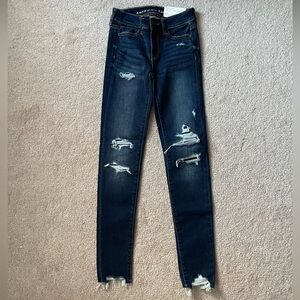 AMERICAN EAGLE JEANS